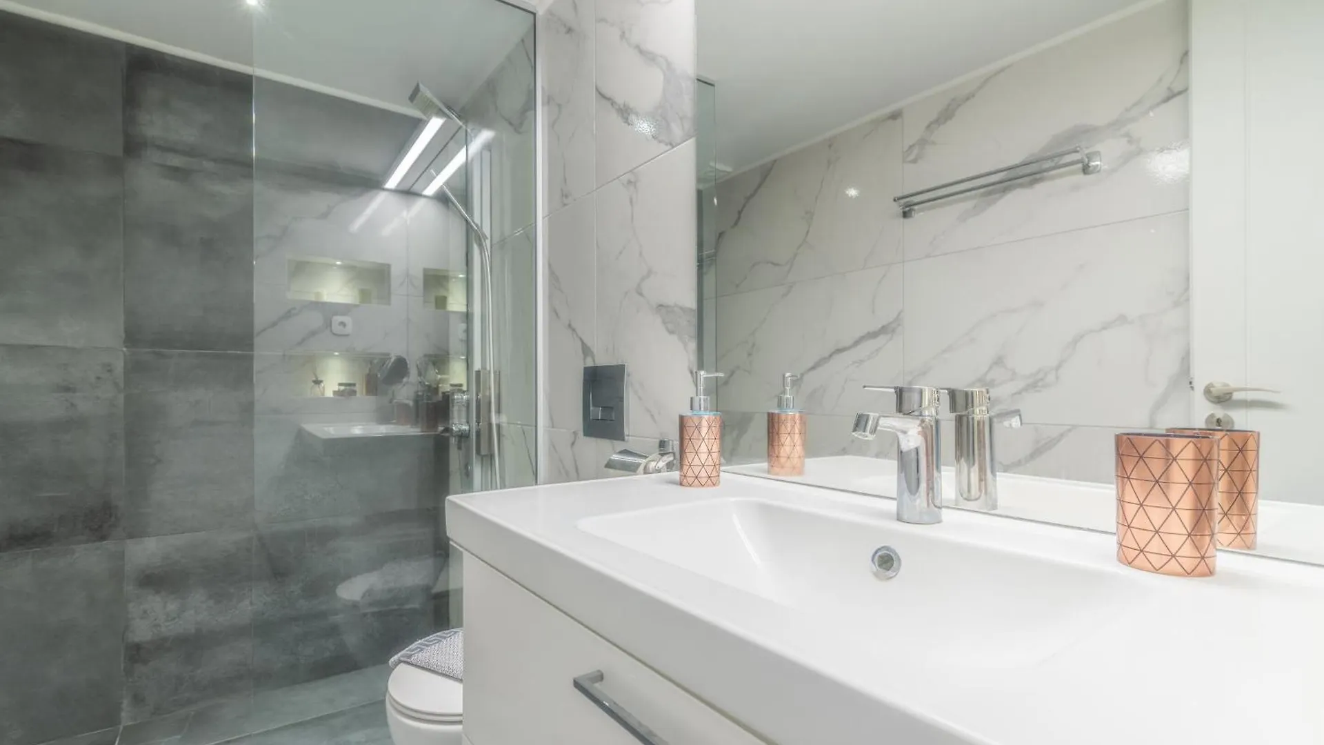 Misty Grey Apartment Near City Centre Heraklion   Heraklion (Crete)